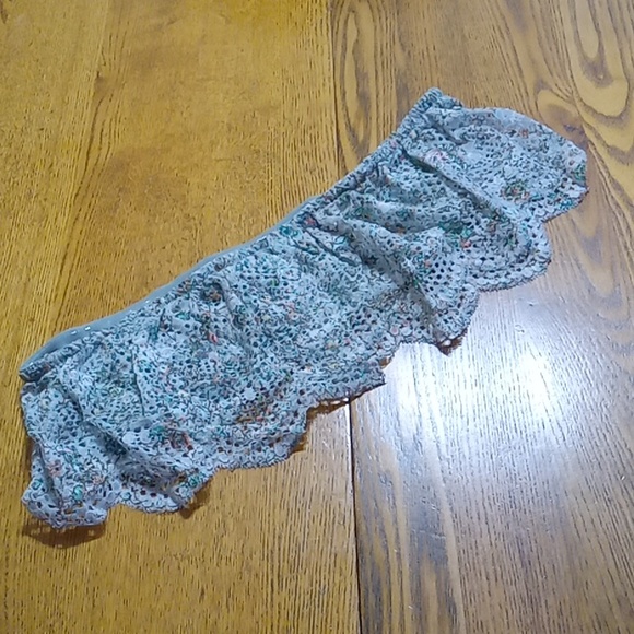 VICTORIA'S SECRET Womens Bra Bralette LARGE Lace New Intimates - Picture 1 of 5